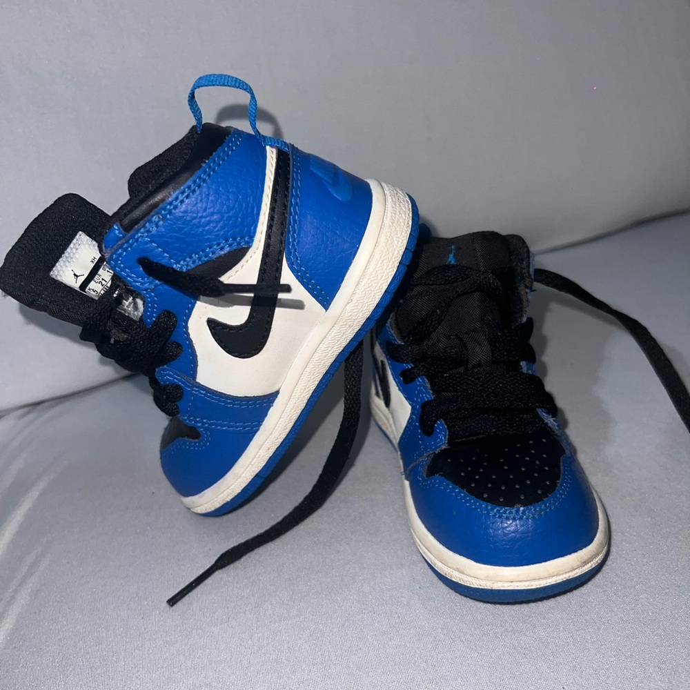 Nike Air Jordan Kids High-Top Blue and Black Sneakers